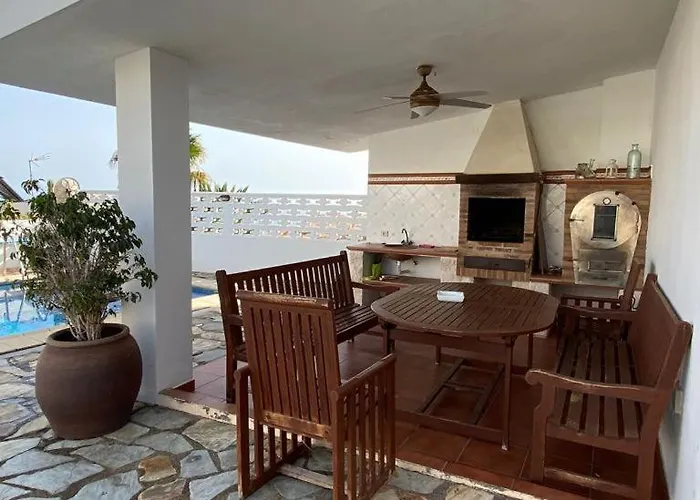 بيت للعطل El Paraiso كانديلاريا